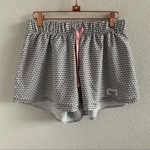 Disney Animators Collection Lounge Shorts XS - Picture 1 of 8
